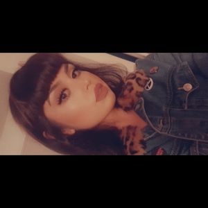 Meet your Posher, Daisy